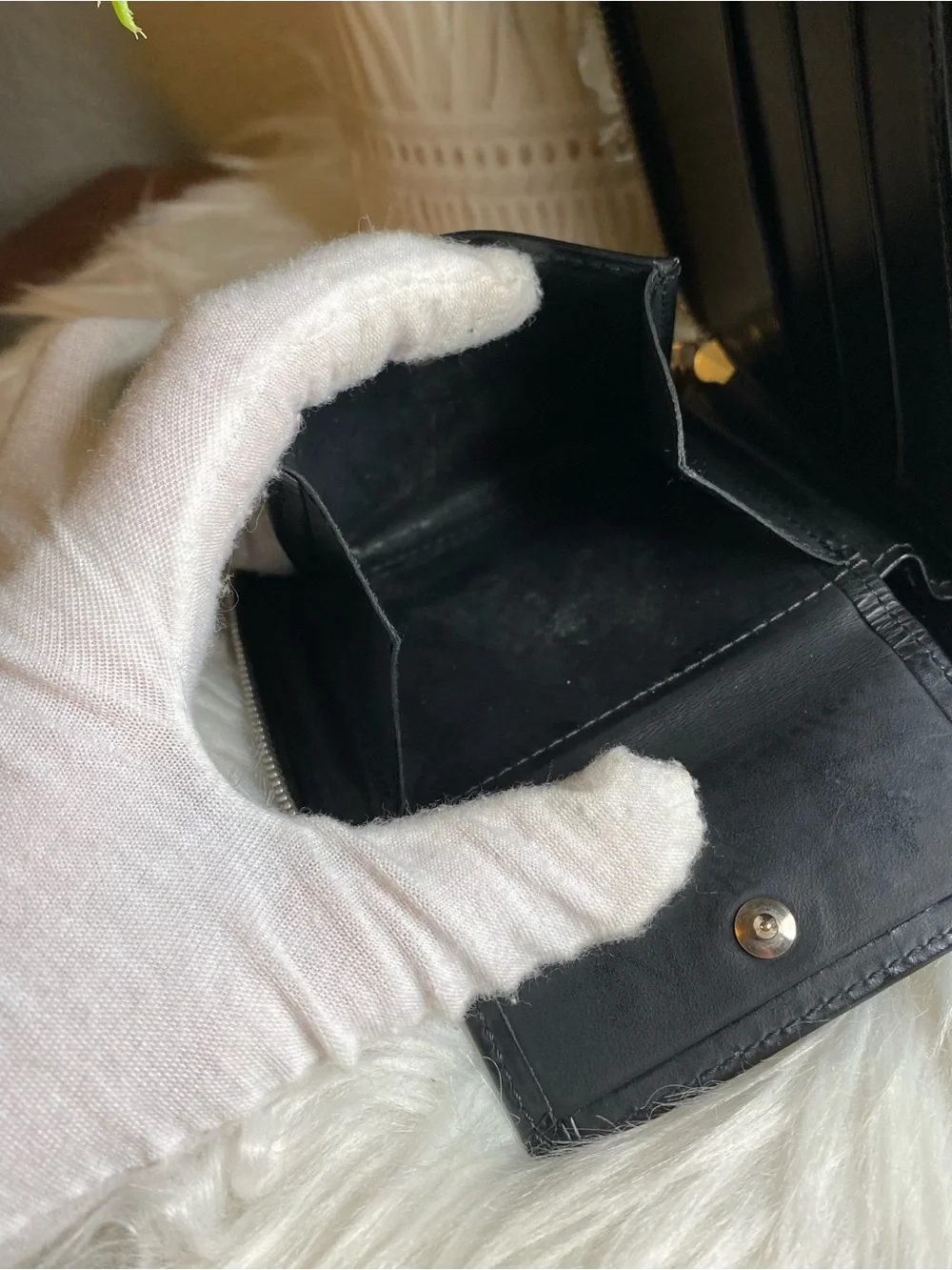 Louis Vuitton compact zip